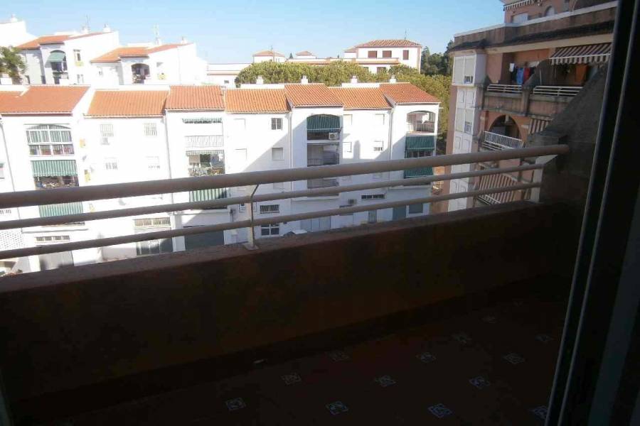 Estepona,Málaga,España,3 Bedrooms Bedrooms,2 BathroomsBathrooms,Apartamentos,5150