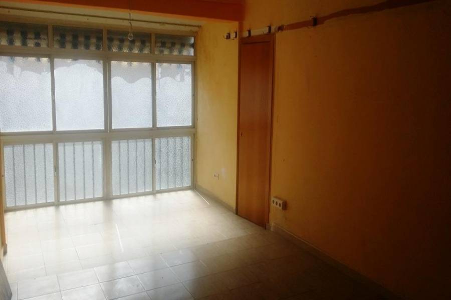 Fuengirola,Málaga,España,3 Bedrooms Bedrooms,1 BañoBathrooms,Pisos,5175
