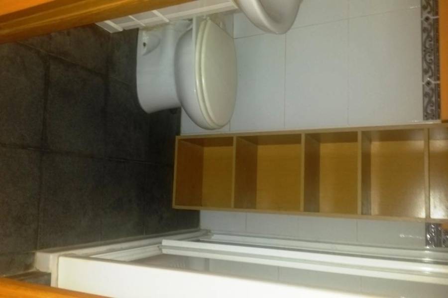 Fuengirola,Málaga,España,3 Bedrooms Bedrooms,1 BañoBathrooms,Pisos,5175