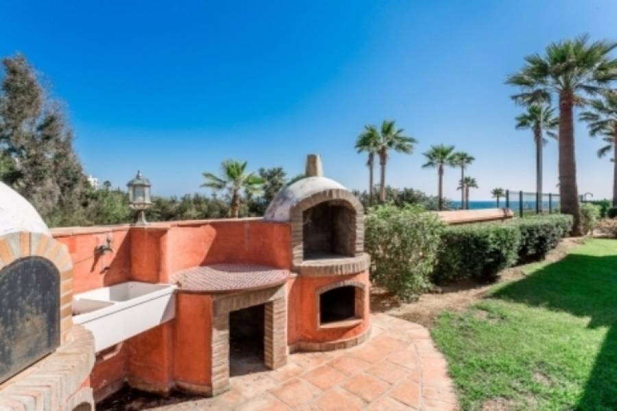 Casares,Málaga,España,3 Bedrooms Bedrooms,4 BathroomsBathrooms,Chalets,5206