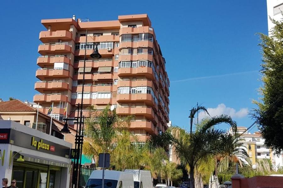 Fuengirola,Málaga,España,3 Bedrooms Bedrooms,2 BathroomsBathrooms,Apartamentos,5207