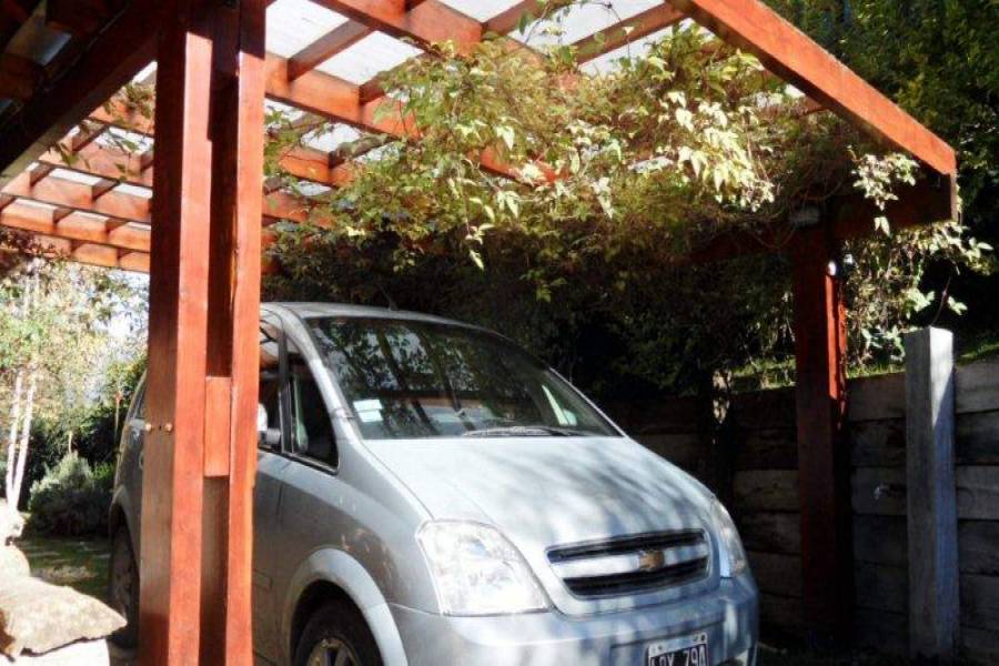 Villa La Angostura,Neuquén,Argentina,3 Bedrooms Bedrooms,3 BathroomsBathrooms,Casas,5249