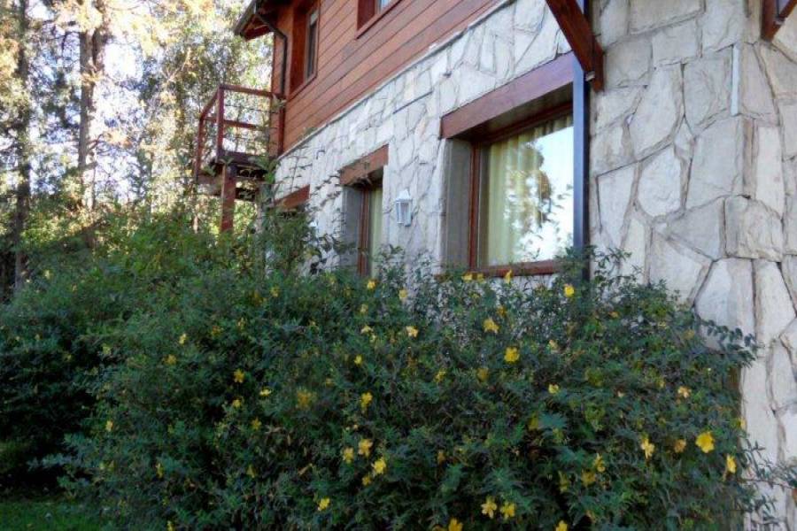 Villa La Angostura,Neuquén,Argentina,3 Bedrooms Bedrooms,3 BathroomsBathrooms,Casas,5249