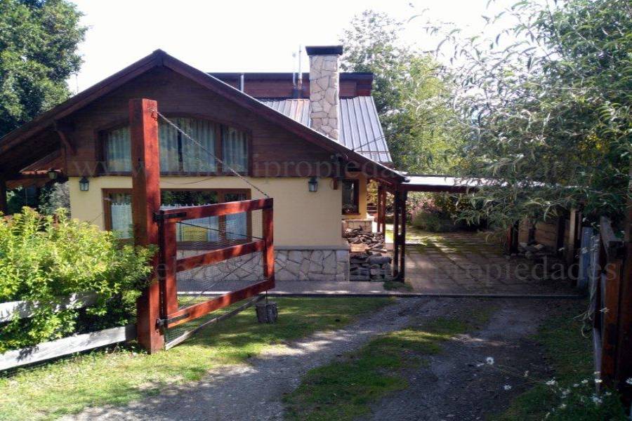 Villa La Angostura,Neuquén,Argentina,3 Bedrooms Bedrooms,3 BathroomsBathrooms,Casas,5249