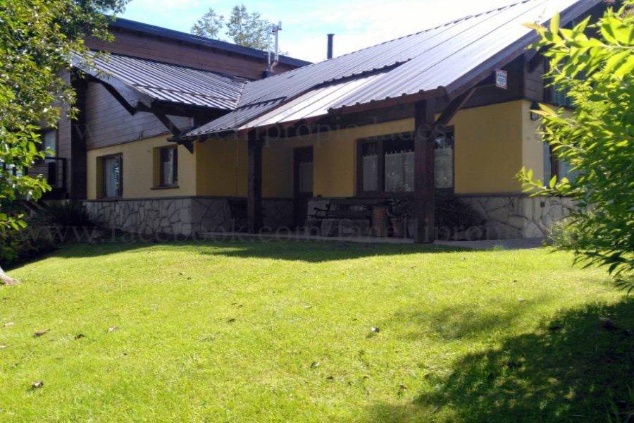 Villa La Angostura,Neuquén,Argentina,3 Bedrooms Bedrooms,3 BathroomsBathrooms,Casas,5249