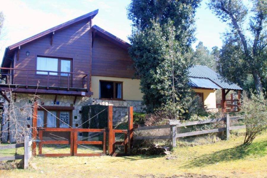 Villa La Angostura,Neuquén,Argentina,3 Bedrooms Bedrooms,3 BathroomsBathrooms,Casas,5249