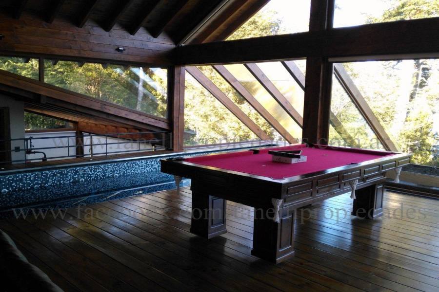Villa La Angostura,Neuquén,Argentina,4 Bedrooms Bedrooms,5 BathroomsBathrooms,Casas,5250