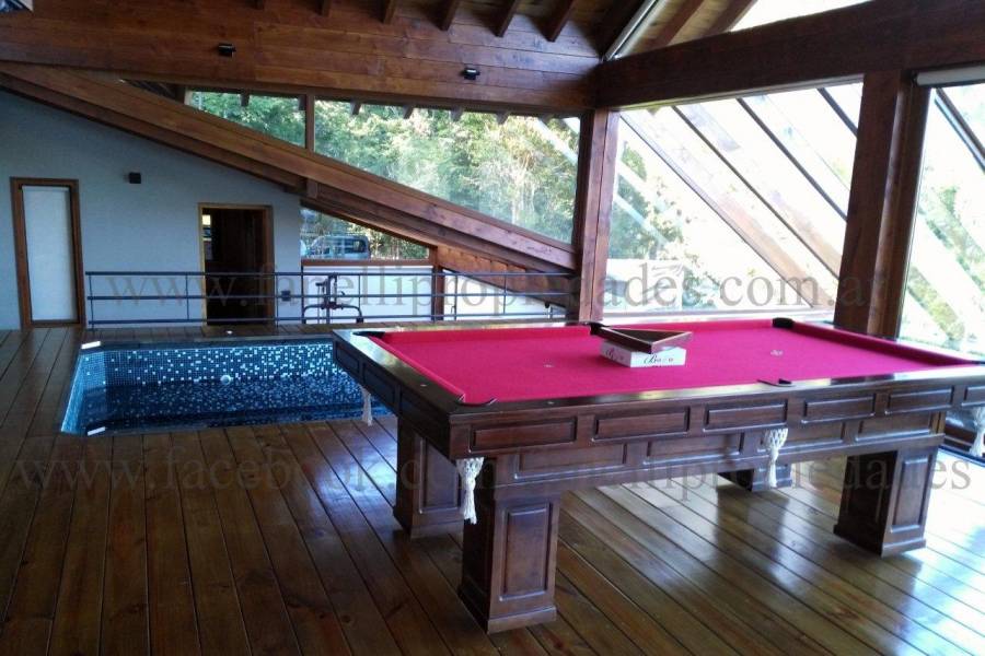 Villa La Angostura,Neuquén,Argentina,4 Bedrooms Bedrooms,5 BathroomsBathrooms,Casas,5250