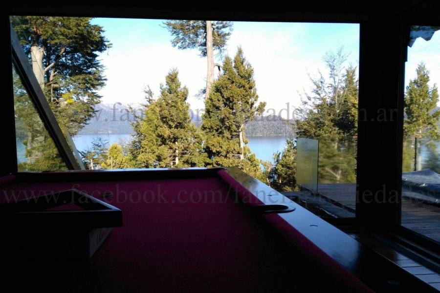 Villa La Angostura,Neuquén,Argentina,4 Bedrooms Bedrooms,5 BathroomsBathrooms,Casas,5250