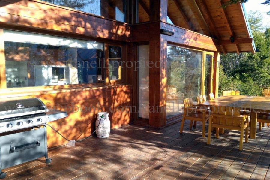 Villa La Angostura,Neuquén,Argentina,4 Bedrooms Bedrooms,5 BathroomsBathrooms,Casas,5250