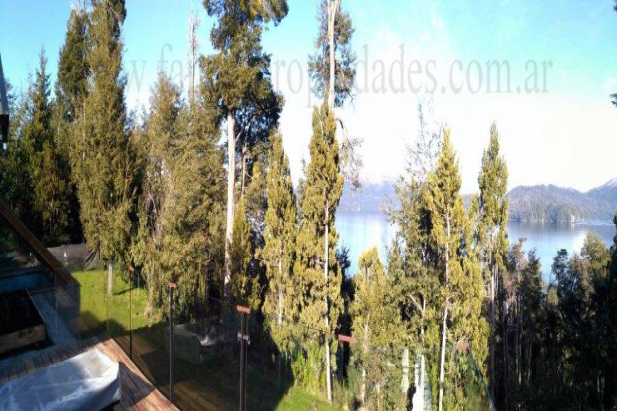 Villa La Angostura,Neuquén,Argentina,4 Bedrooms Bedrooms,5 BathroomsBathrooms,Casas,5250