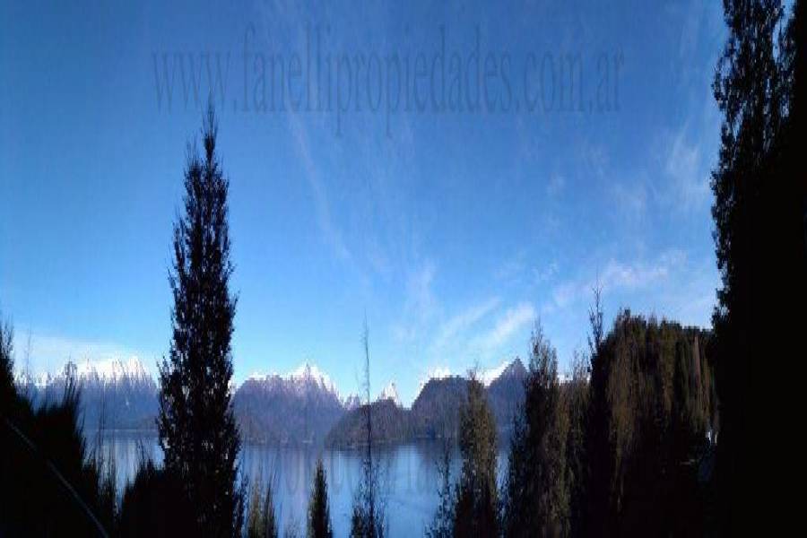 Villa La Angostura,Neuquén,Argentina,4 Bedrooms Bedrooms,5 BathroomsBathrooms,Casas,5250