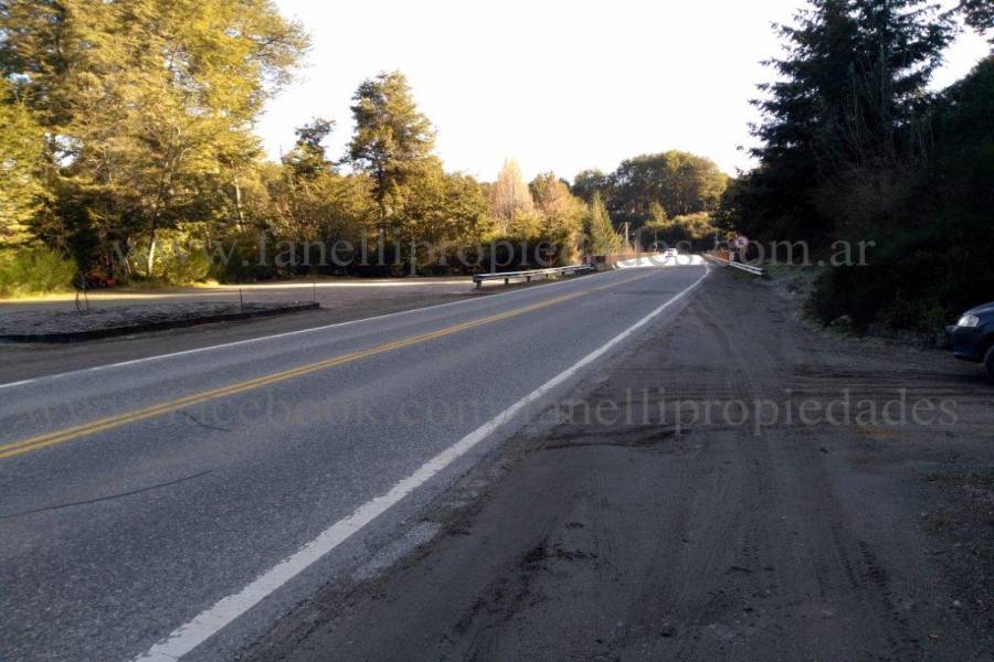 Villa La Angostura,Neuquén,Argentina,4 Bedrooms Bedrooms,5 BathroomsBathrooms,Casas,5250