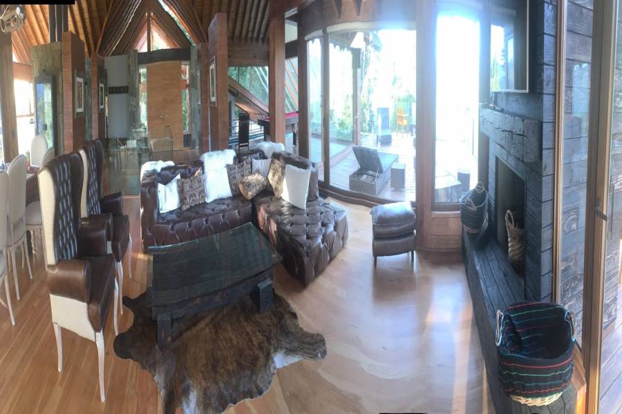Villa La Angostura,Neuquén,Argentina,4 Bedrooms Bedrooms,5 BathroomsBathrooms,Casas,5250
