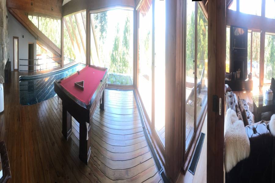 Villa La Angostura,Neuquén,Argentina,4 Bedrooms Bedrooms,5 BathroomsBathrooms,Casas,5250