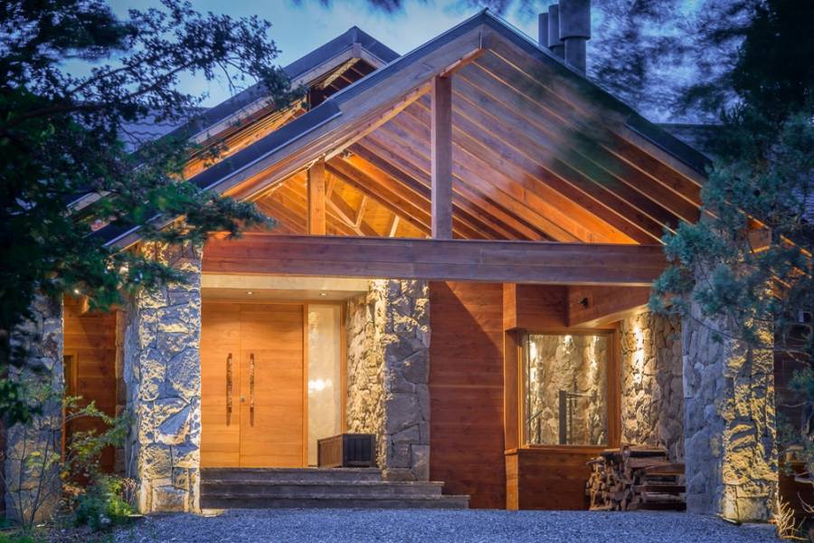 Villa La Angostura,Neuquén,Argentina,4 Bedrooms Bedrooms,5 BathroomsBathrooms,Casas,5250