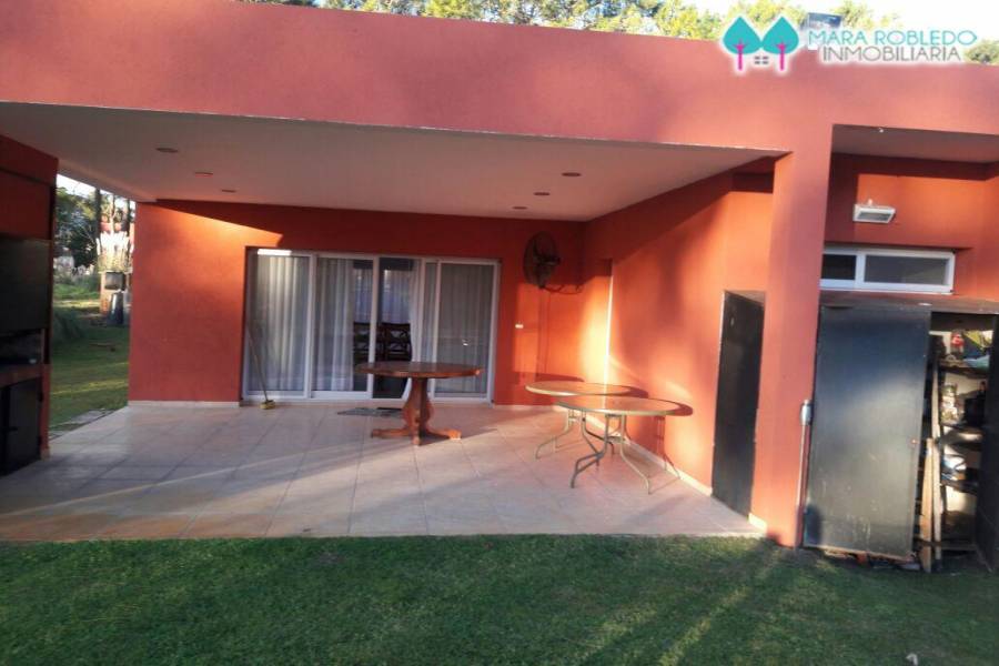 Costa Esmeralda,Buenos Aires,Argentina,3 Bedrooms Bedrooms,2 BathroomsBathrooms,Casas,DEPORTIVO,5254