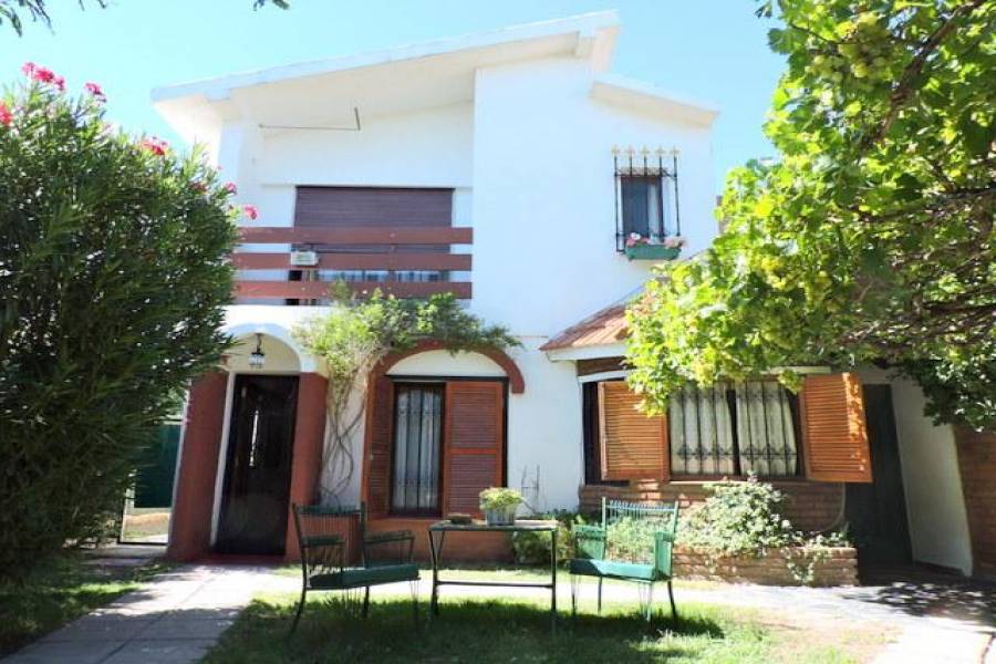 San Luis, San Luis, Argentina, 3 Habitaciones Habitaciones, ,2 BathroomsBathrooms,Casas,Venta,Pasaje San Vicente ,5267