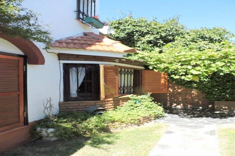 San Luis, San Luis, Argentina, 3 Habitaciones Habitaciones, ,2 BathroomsBathrooms,Casas,Venta,Pasaje San Vicente ,5267