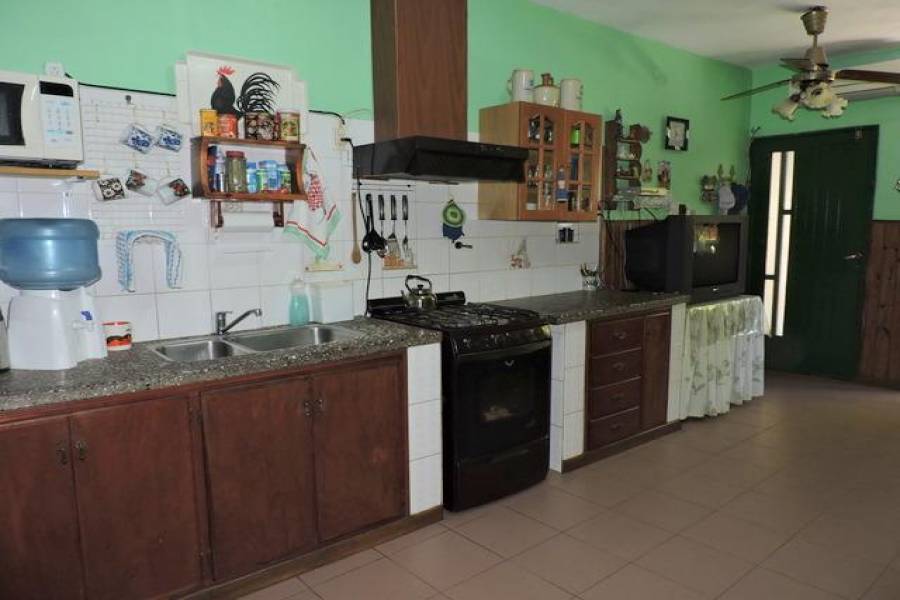 San Luis, San Luis, Argentina, 3 Habitaciones Habitaciones, ,2 BathroomsBathrooms,Casas,Venta,Pasaje San Vicente ,5267