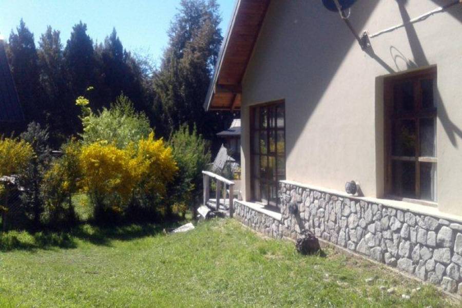 Villa La Angostura,Neuquén,Argentina,2 Bedrooms Bedrooms,1 BañoBathrooms,Casas,Chos Malan,5282