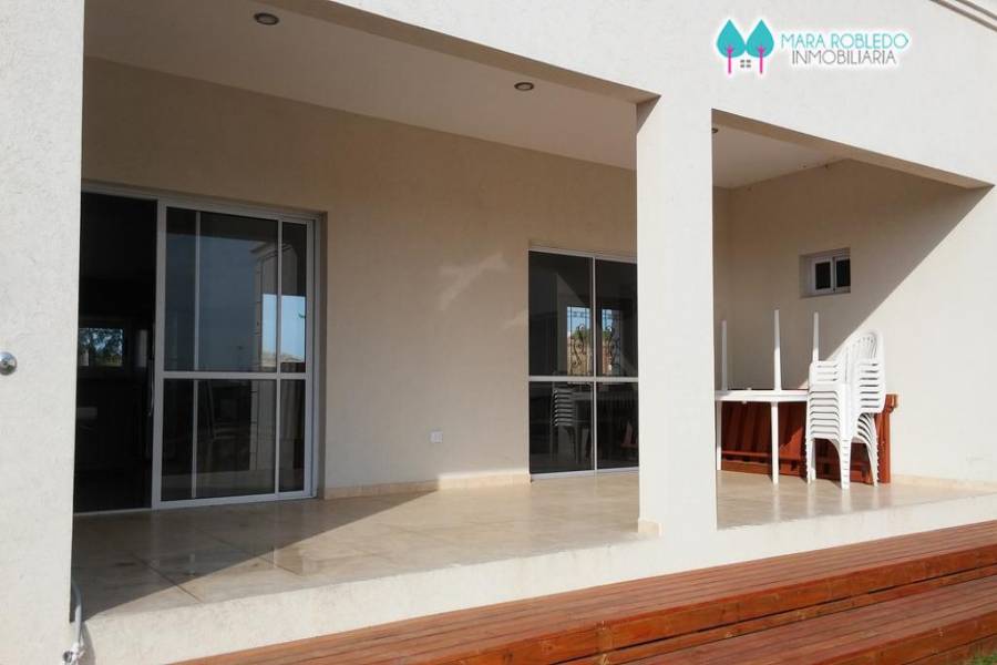 Costa Esmeralda,Buenos Aires,Argentina,4 Bedrooms Bedrooms,4 BathroomsBathrooms,Casas,ECUESTRE,5283