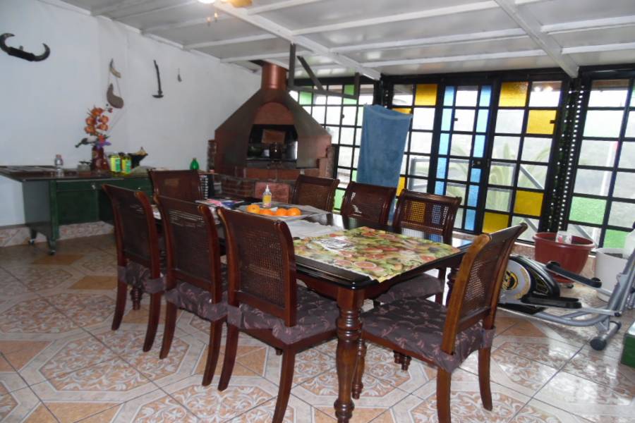 IMPERDIBLE! VER INFO...,2 Bedrooms Bedrooms,1 BañoBathrooms,Casas,chuzmisa,5301
