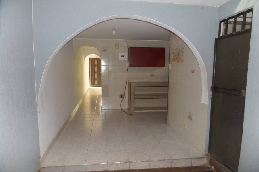 Cali,Valle del Cauca,Colombia,2 Bedrooms Bedrooms,1 BañoBathrooms,Apartamentos,12,2,5326