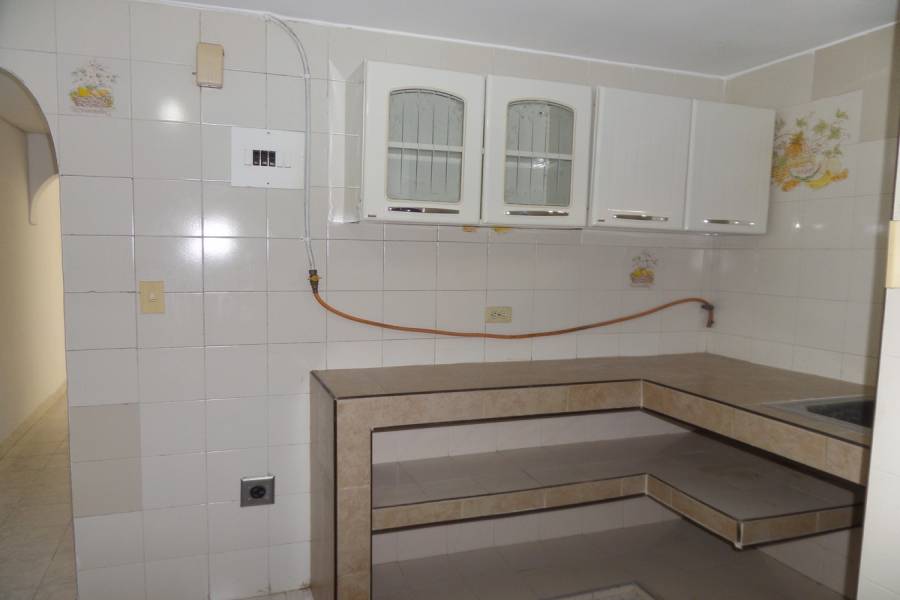Cali,Valle del Cauca,Colombia,2 Bedrooms Bedrooms,1 BañoBathrooms,Apartamentos,12,2,5326