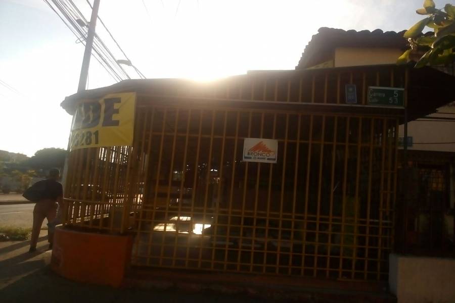 Cali,Valle del Cauca,Colombia,4 Bedrooms Bedrooms,2 BathroomsBathrooms,Casas,53,2,5359
