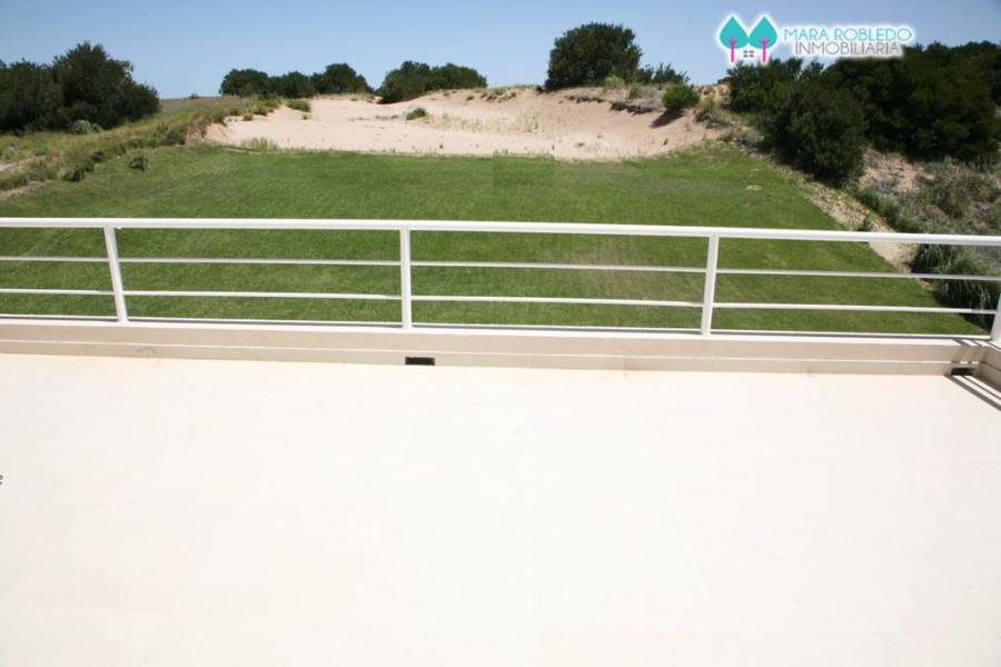 Costa Esmeralda,Buenos Aires,Argentina,6 Bedrooms Bedrooms,5 BathroomsBathrooms,Casas,GOLF 1 LOTE 173,5506