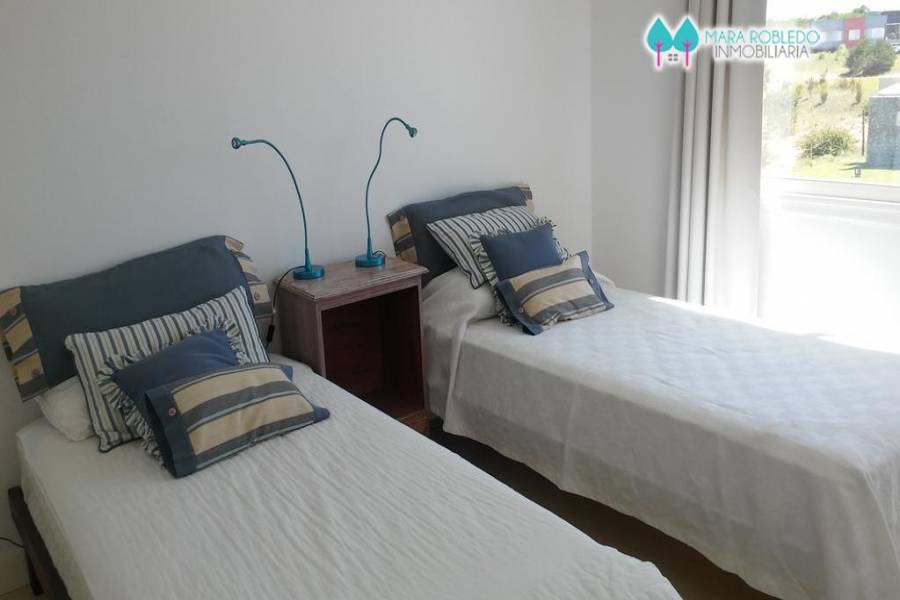 Costa Esmeralda,Buenos Aires,Argentina,6 Bedrooms Bedrooms,5 BathroomsBathrooms,Casas,GOLF 1 LOTE 173,5506