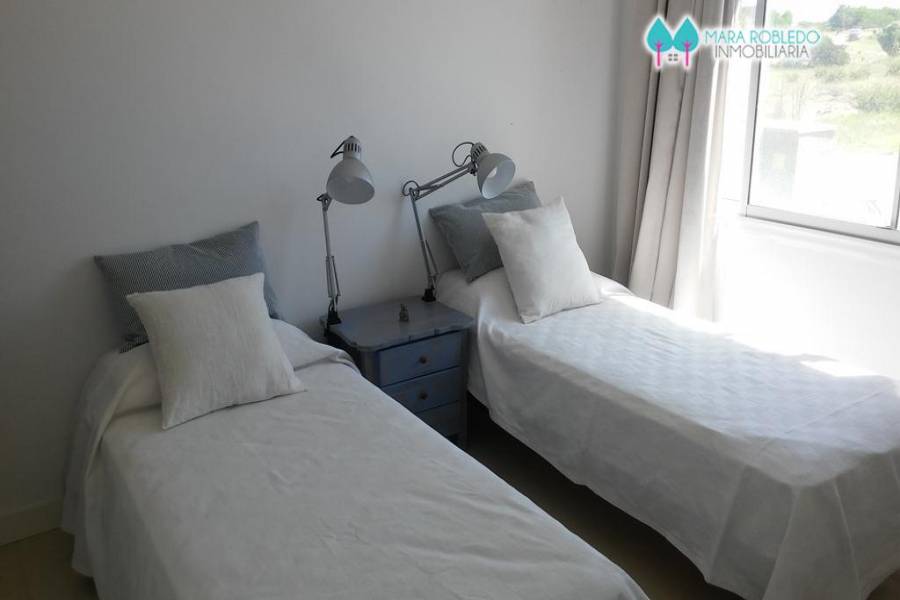 Costa Esmeralda,Buenos Aires,Argentina,6 Bedrooms Bedrooms,5 BathroomsBathrooms,Casas,GOLF 1 LOTE 173,5506