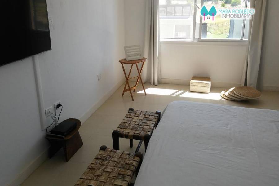 Costa Esmeralda,Buenos Aires,Argentina,6 Bedrooms Bedrooms,5 BathroomsBathrooms,Casas,GOLF 1 LOTE 173,5506