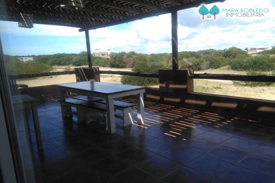 Costa Esmeralda,Buenos Aires,Argentina,4 Bedrooms Bedrooms,4 BathroomsBathrooms,Casas,GOLF 1 LOTE 91,5513