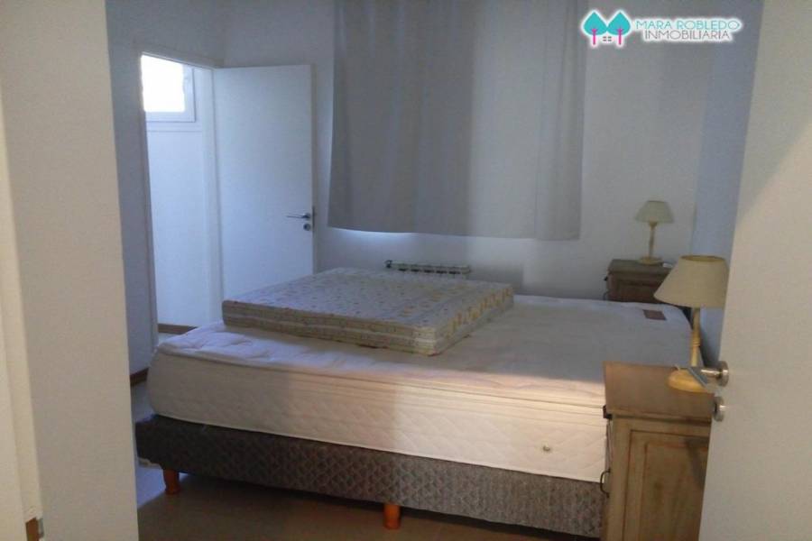 Costa Esmeralda,Buenos Aires,Argentina,6 Bedrooms Bedrooms,5 BathroomsBathrooms,Casas,GOLF 2 LOTE 290,5521