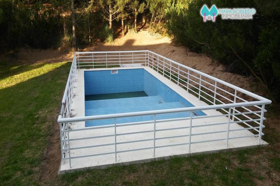 Costa Esmeralda,Buenos Aires,Argentina,6 Bedrooms Bedrooms,5 BathroomsBathrooms,Casas,GOLF 2 LOTE 290,5521