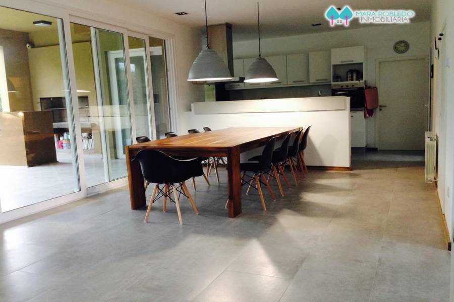 Costa Esmeralda,Buenos Aires,Argentina,6 Bedrooms Bedrooms,5 BathroomsBathrooms,Casas,GOLF 2 LOTE 290,5521