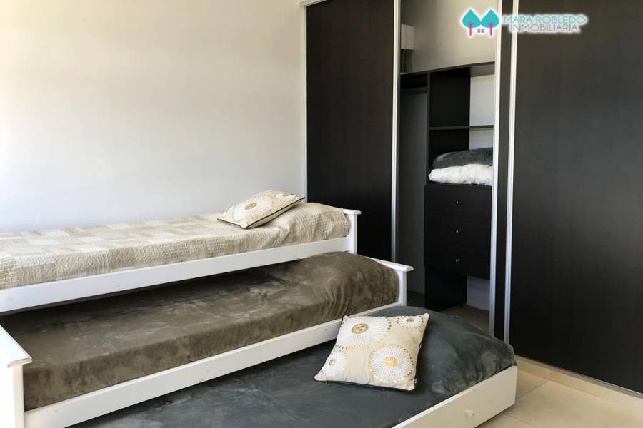 Costa Esmeralda,Buenos Aires,Argentina,4 Bedrooms Bedrooms,3 BathroomsBathrooms,Casas,GOLF 2 LOTE 370,5531