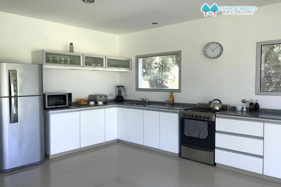 Costa Esmeralda,Buenos Aires,Argentina,4 Bedrooms Bedrooms,3 BathroomsBathrooms,Casas,GOLF 2 LOTE 370,5531