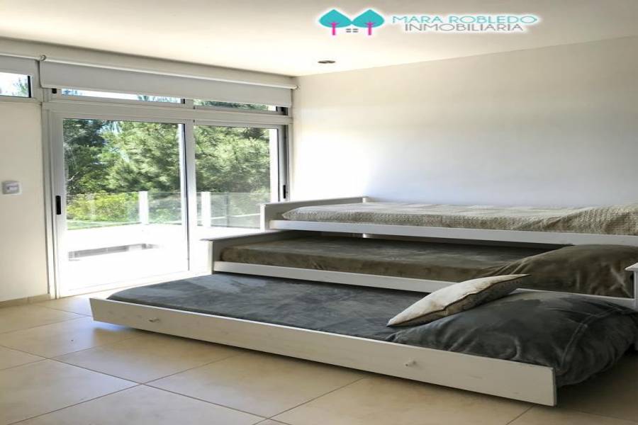 Costa Esmeralda,Buenos Aires,Argentina,4 Bedrooms Bedrooms,3 BathroomsBathrooms,Casas,GOLF 2 LOTE 370,5531