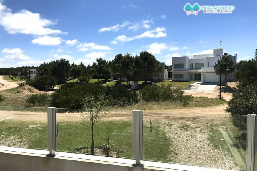 Costa Esmeralda,Buenos Aires,Argentina,4 Bedrooms Bedrooms,3 BathroomsBathrooms,Casas,GOLF 2 LOTE 370,5531