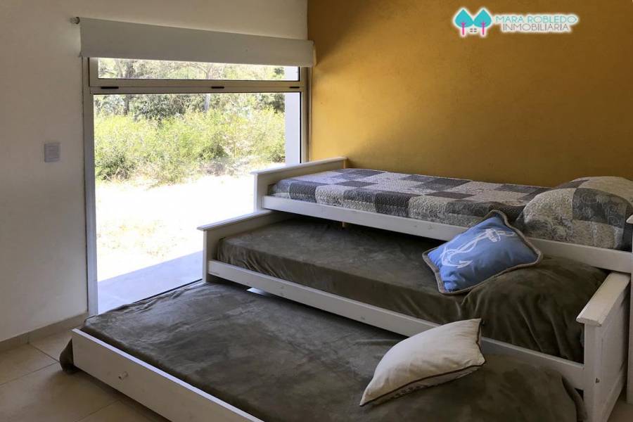 Costa Esmeralda,Buenos Aires,Argentina,4 Bedrooms Bedrooms,3 BathroomsBathrooms,Casas,GOLF 2 LOTE 370,5531