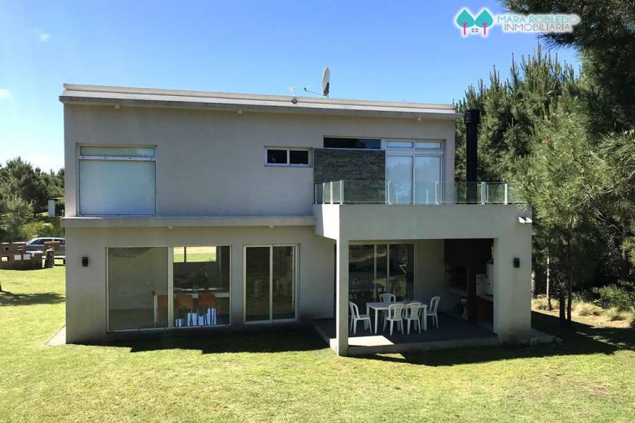 Costa Esmeralda,Buenos Aires,Argentina,4 Bedrooms Bedrooms,3 BathroomsBathrooms,Casas,GOLF 2 LOTE 370,5531