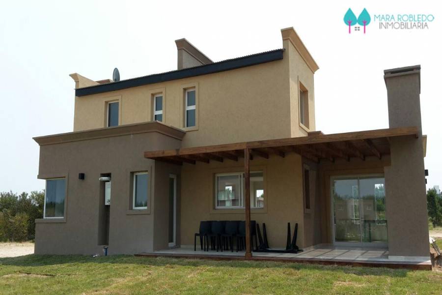 Costa Esmeralda,Buenos Aires,Argentina,4 Bedrooms Bedrooms,3 BathroomsBathrooms,Casas,GOLF 2 LOTE 518,5535