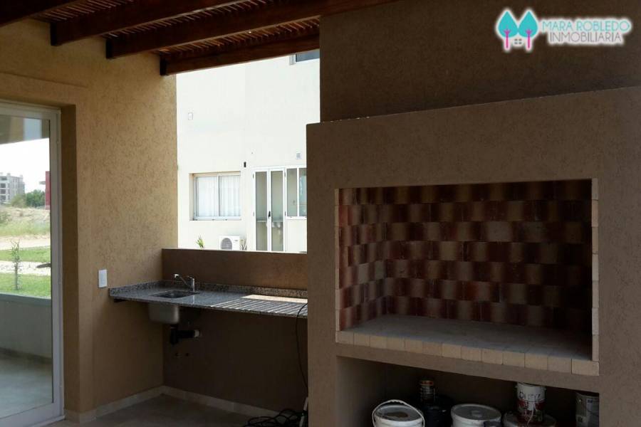 Costa Esmeralda,Buenos Aires,Argentina,4 Bedrooms Bedrooms,3 BathroomsBathrooms,Casas,GOLF 2 LOTE 518,5535