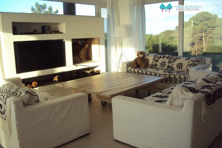 Costa Esmeralda,Buenos Aires,Argentina,4 Bedrooms Bedrooms,4 BathroomsBathrooms,Casas,GOLF 2 LOTE 578,5539