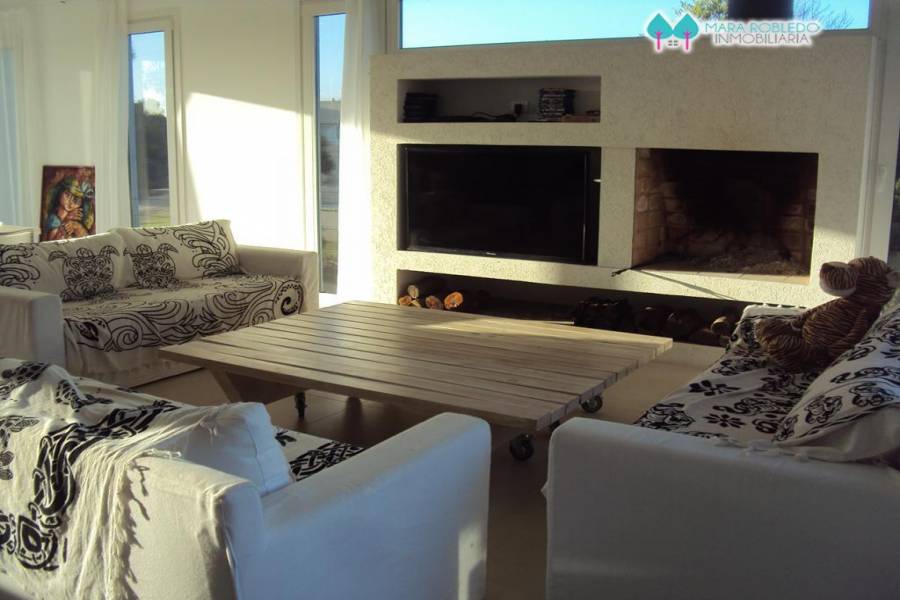 Costa Esmeralda,Buenos Aires,Argentina,4 Bedrooms Bedrooms,4 BathroomsBathrooms,Casas,GOLF 2 LOTE 578,5539