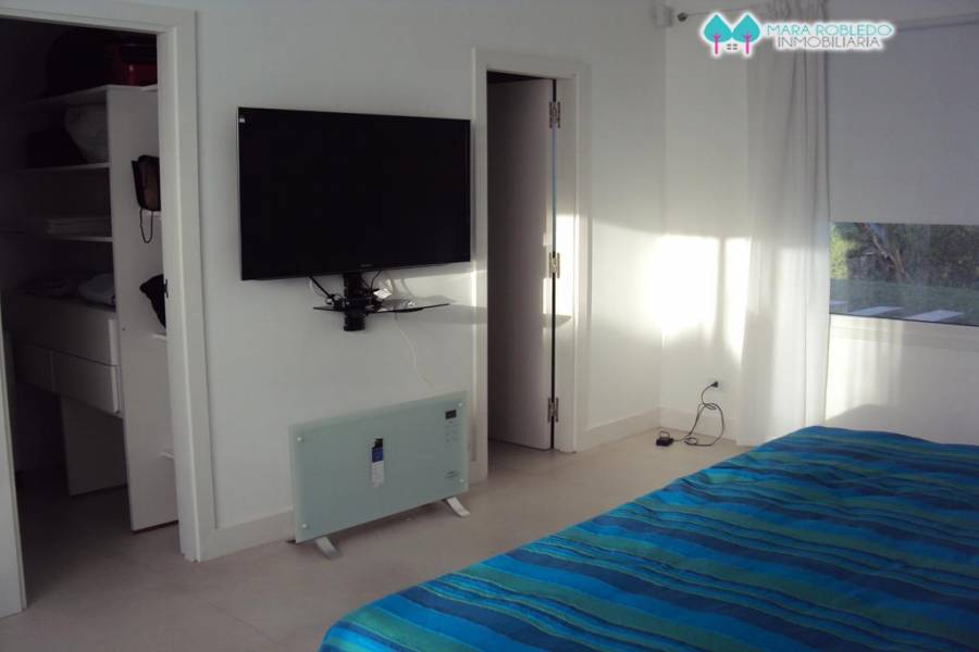 Costa Esmeralda,Buenos Aires,Argentina,4 Bedrooms Bedrooms,4 BathroomsBathrooms,Casas,GOLF 2 LOTE 578,5539