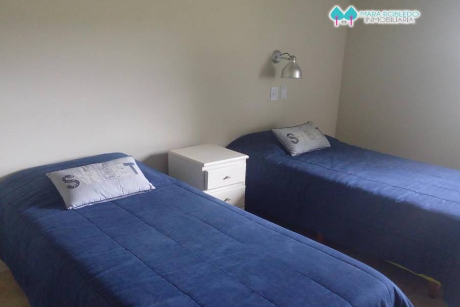 Costa Esmeralda,Buenos Aires,Argentina,4 Bedrooms Bedrooms,4 BathroomsBathrooms,Casas,GOLF 2 LOTE 579,5540